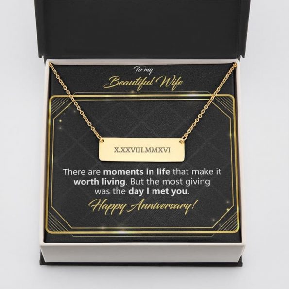 anniversary necklace with date
